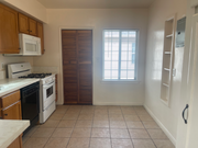 Photo - 717 W Glenoaks Blvd House