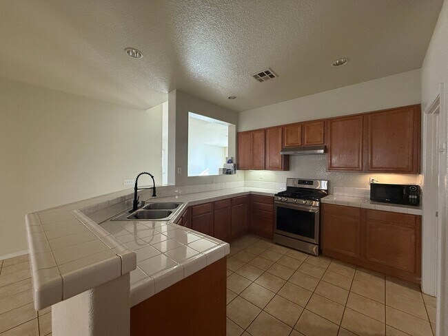 Photo - 2751 Garnet Ln