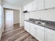 Photo - 5128 Woodlawn Ave Apartment