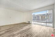 Photo - 1140 N Clark St Condo Unit 308