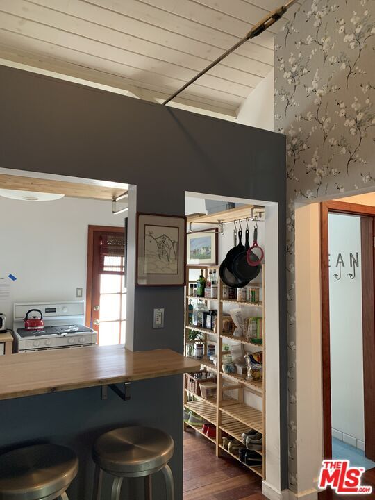 Photo - 1203 Cabrillo Ave