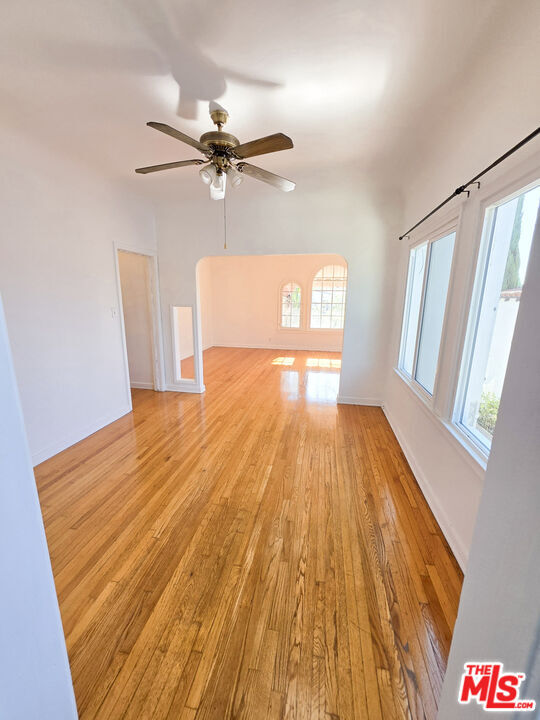 Photo - 1331 Masselin Ave