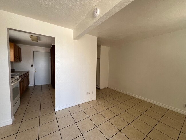 Photo - P026 Unit # B