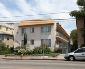 Photo - 16015 Vanowen St