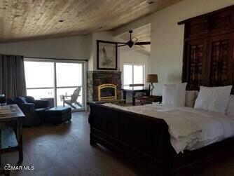 Photo - 1241 Capri Way