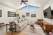 Photo - 1089 Palms Blvd House