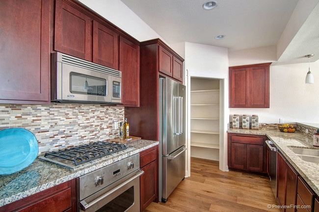 Photo - Vista La Costa