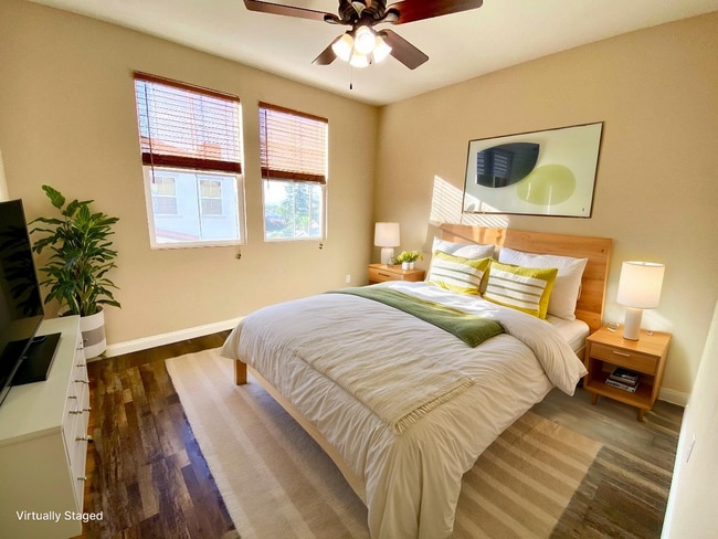 Building Photo - Stylish 3-Story Townhome with Balconies & Open-Concept Living