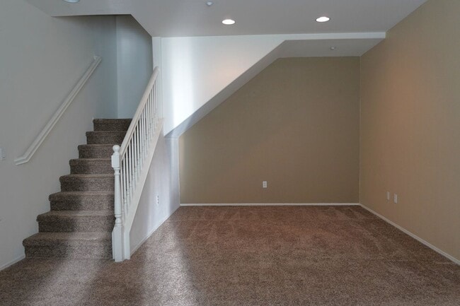 Photo - North Oaks Community - Spacious 3 Bedroom Townhome