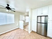 Photo - FOR RENT - 2 Br/1Ba 900 SF Cozy Single Sto... House