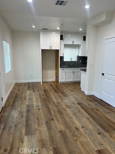 Photo - 5877 Towne Ave