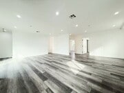 Photo - 2853 Cincinnati St