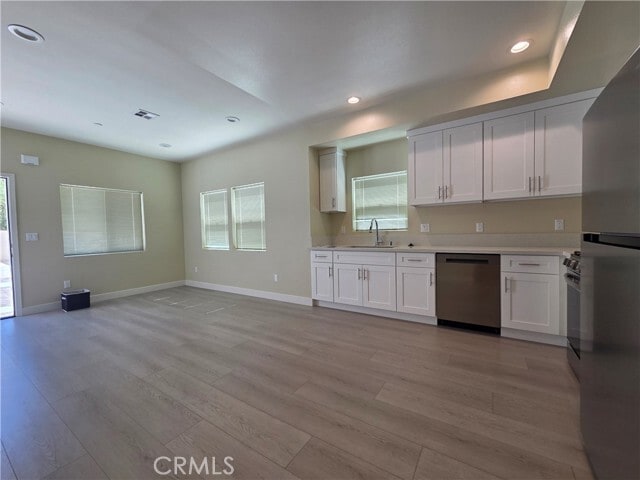 Photo - 652 W Grand Ave