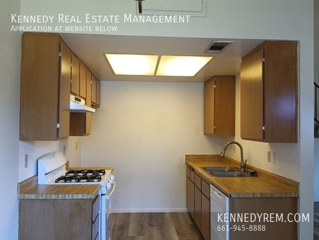 Photo - 1645 Cactus Dr Unit B