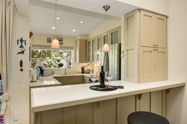 Photo - 8840 Villa La Jolla Dr Unit 307