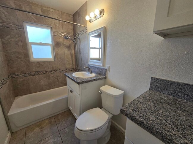 Photo - 4124 W Avenue L6