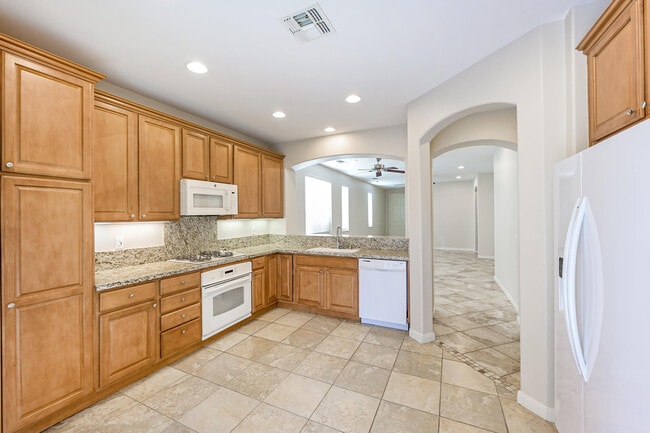 Photo - 41544 Via Arleta