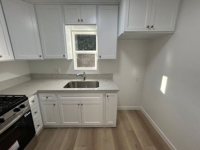 Photo - 2228-2232 1/2 Mira Vista Ave