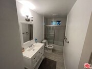 Photo - 10846 Scoville Ave