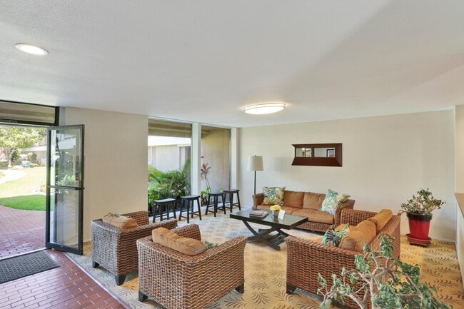 Photo - 3098 Rue D’Orleans