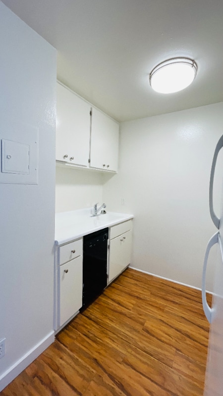 Photo - 7044 Hawthorn Ave Unit 213