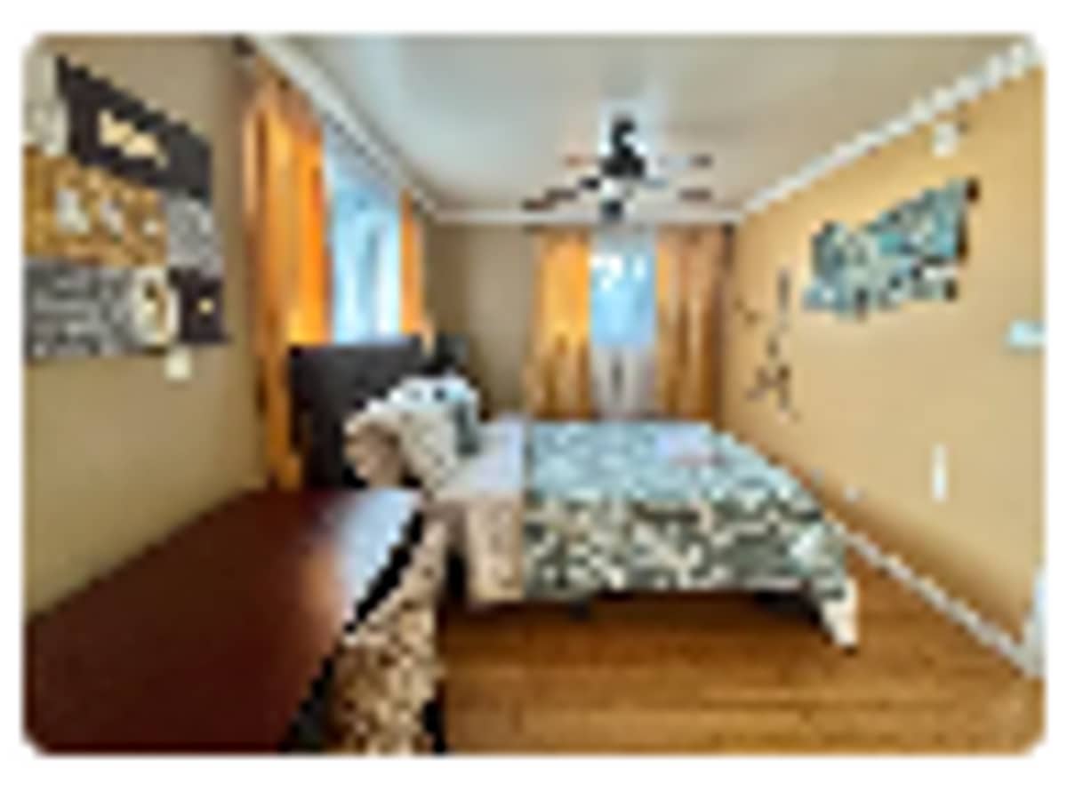 7033 #4 - 7033 #4 House