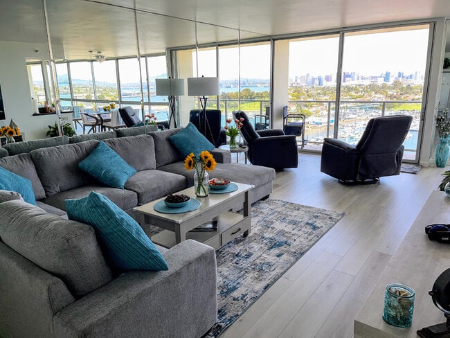 New furnishings throughout - 1710 Avenida del Mundo Unit 1407
