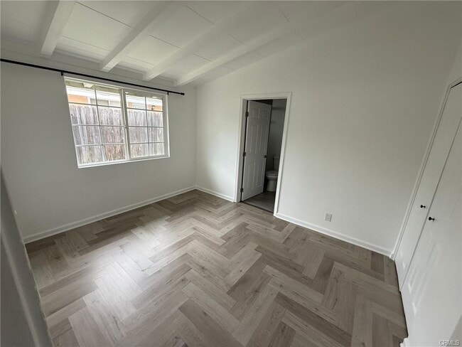 Photo - 20578 Kittridge St