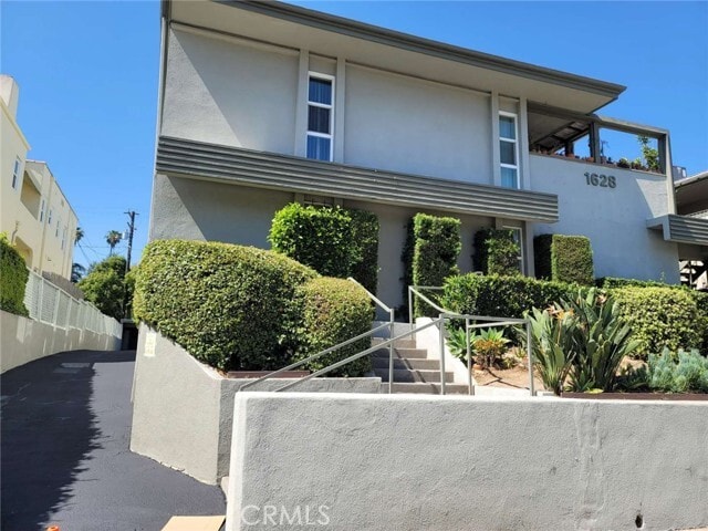 Photo - 1628 Huntington Dr Apartment Unit 10