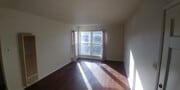 Living room - 418 E Freeland St Unit 1