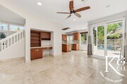 Photo - Magnificent 5 Bedroom Home in Desirable Oa...