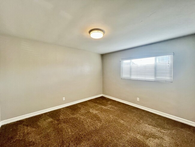 Photo - 4241 Euclid Ave Unit 4241
