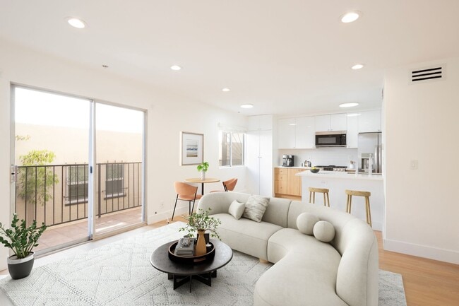 Photo - 1441 S Bedford St