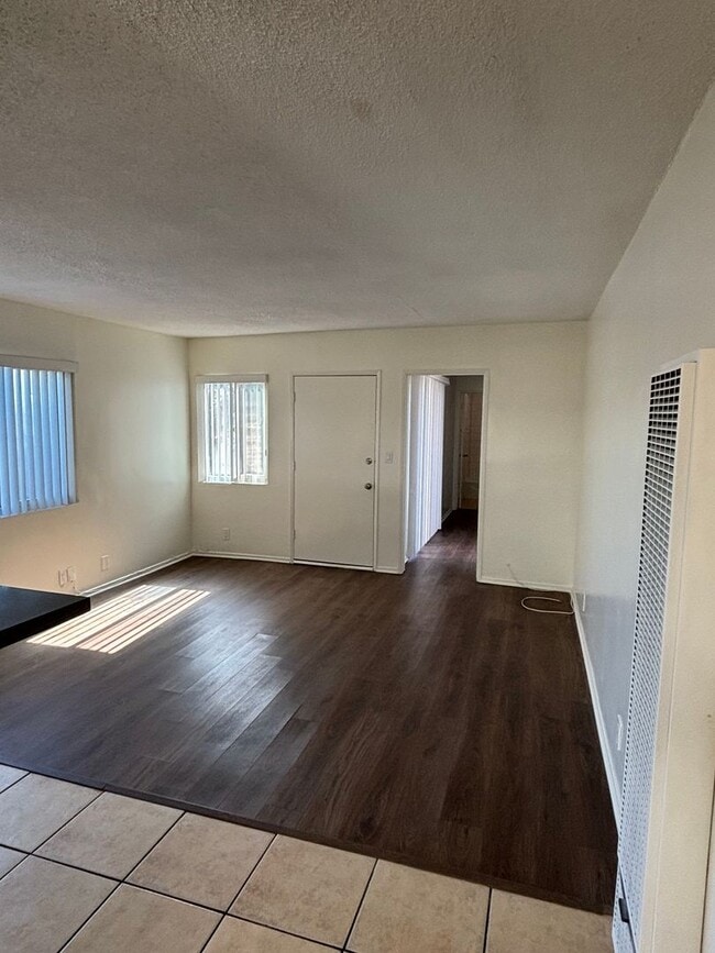 Photo - Spacious 4 Bed/2 Bath  Apartment for Rent in San Pedro Unit 4