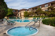 Spa - Peppertree Apartments