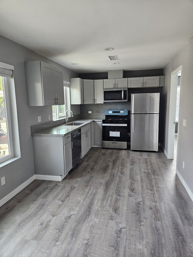 Photo - 2423 Smokewood Pl