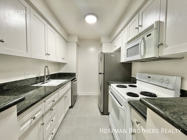 Photo - 12029 Goshen Ave Unit 6