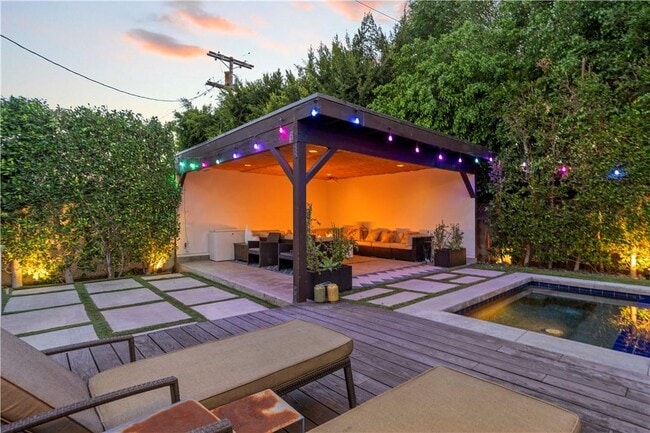 Photo - 129 N Crescent Heights Blvd