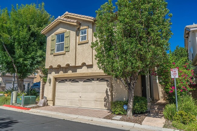 Building Photo - 29270 Hatari Way