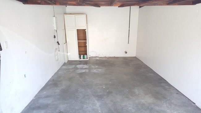 Photo - 4092 Green Ave