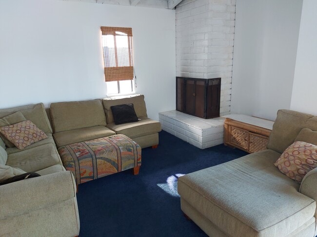 Photo - 205 Cedar St Unit B