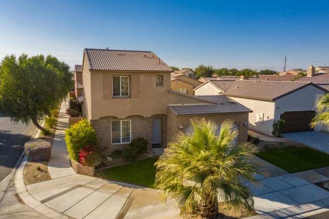 Photo - 42753 Della Pl