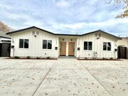 Photo - 11943 Burton St