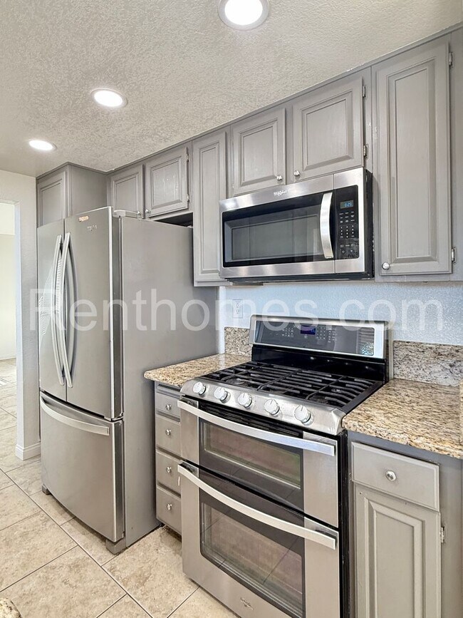 Photo - 23835 Cork Oak Cir