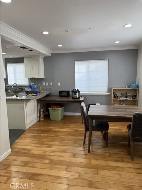 Photo - 2418 Harriman Ln Unit A