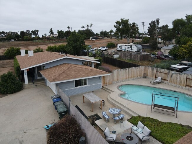 Photo - RURAL CHARM ON TOP OF THE HILLS IN VISTA