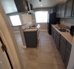 Photo - 19449 Ingomar St