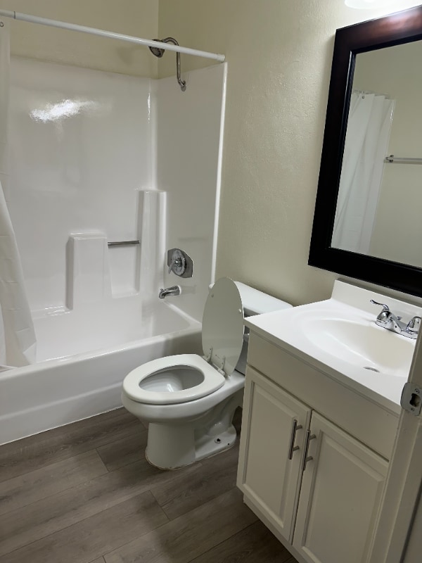 Building Photo - 11411 Dronfield Ave Rental