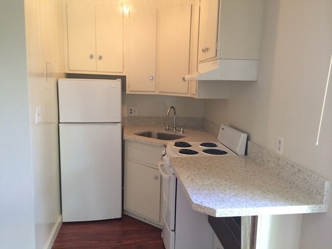 Photo - Casablanca West Apartments