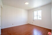 Photo - 820 S St Andrews Pl Apartment Unit 304